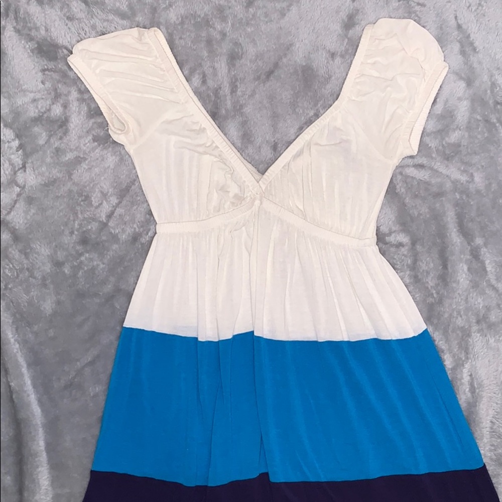 Lush Colorblock Dress - Picture 2 of 4